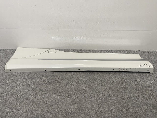 アルファード/ヴェルファイア 30系/AGH30W/AGH35W/GGH30W/GGH35W/AYH30W 純正 左 フロントドア サイドパネル 76914-580AL2-A0(141571)