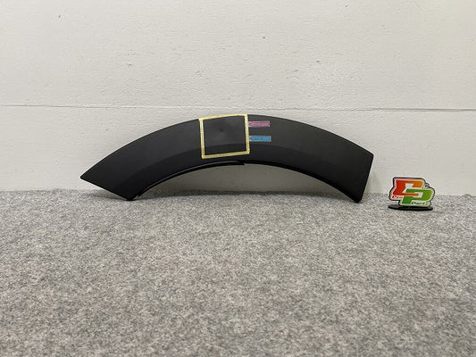 新品!ミニ クラブマン(F54) 純正 右 リア クォーター フェンダーアーチモール/オーバーフェンダー 114129-10 51777401058 素地(141667)