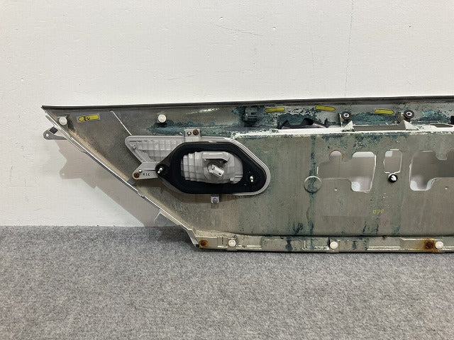 アルファード/ヴェルファイア 20系/ANH20W/ANH25W/GGH20W/GGH25W ハイブリッド/ATH20W 純正 リア ガーニッシュ 76801-58080(141689)