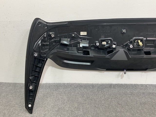 新車取り外し!ハリアー 60系/G's/ZSU60W/ZSU65W 純正 リア スポイラー ウィング 76876-48030 ブラック 202 トヨタ(141691)