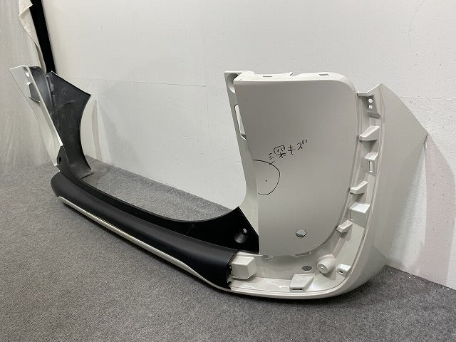シエンタ 170系/NSP170G/NCP175G ハイブリッド/NHP170G 純正 リア バンパー 52159-52770 ホワイトパールクリスタルシャイン 070(141699)