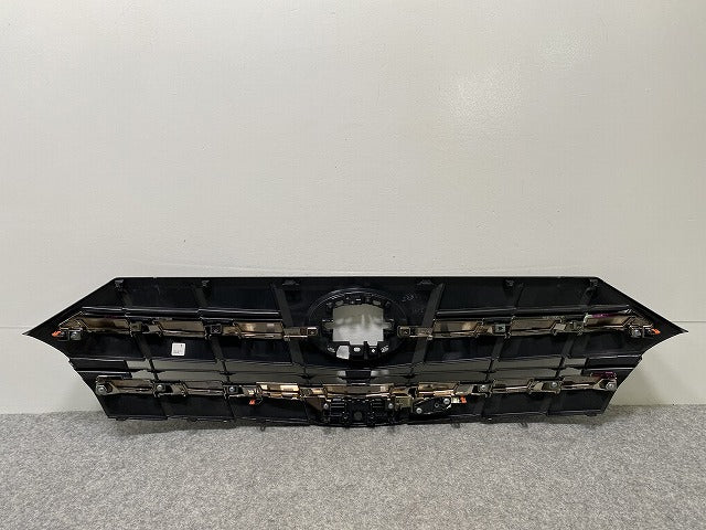 新車取り外し!アルファード 40/AGH40W/AGH45W 純正 フロント グリル/ラジエーターグリル カメラ穴付 53111-V2010 ガンメタ トヨタ(141707)