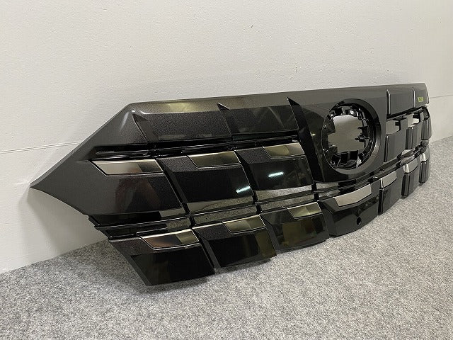 新車取り外し!アルファード 40/AGH40W/AGH45W 純正 フロント グリル/ラジエーターグリル カメラ穴付 53111-V2010 ガンメタ トヨタ(141708)
