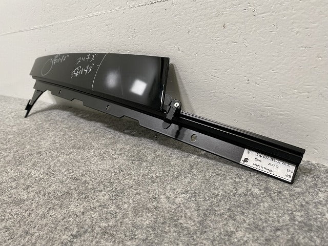 新品!970パナメーラ/PORSCHE  ピラー 970.537.381.02 ブラック 741 ポルシェ(141716)