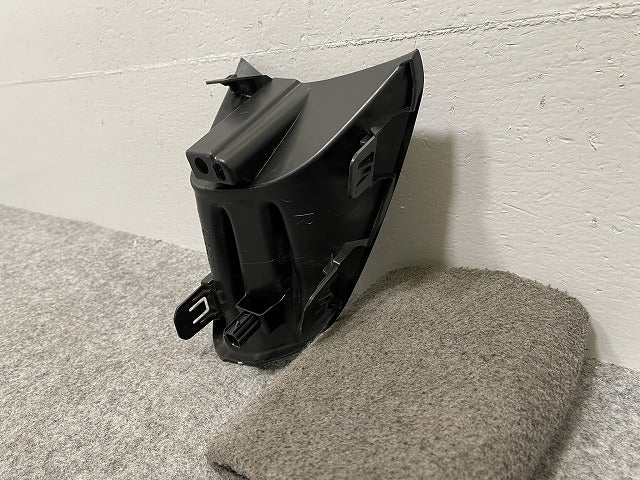 アクア/AQUA B/X/G MXPK10/MXPK11/MXPK15/MXPK16 右 フロント フォグランプカバー 52112-52160 素地 トヨタ(141717)
