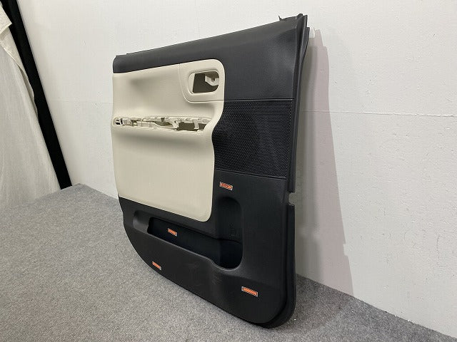 ムーヴ キャンバス/キャンパス LA800S/LA810S 純正 左 フロント ドア内張り/トリム 67620-B2C60/70 素地 ダイハツ(141719)