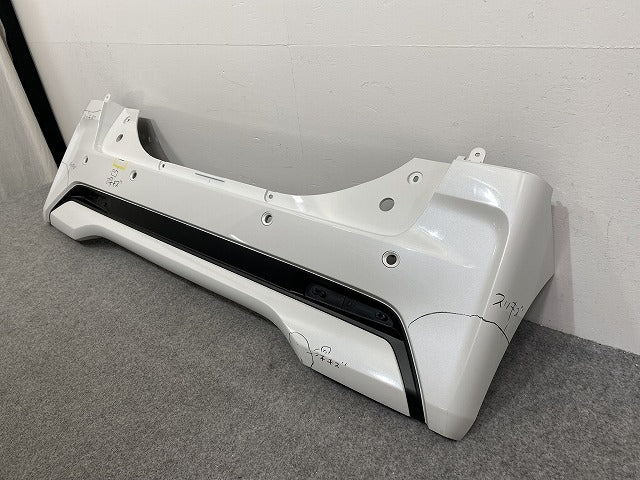 ルークス ハイウェイスター/eKクロススペース B44A/B45A/B47A/B48A B34A/B35A/B37A/B38A 純正 リアバンパー 85022 7NA-0 パール(141727)