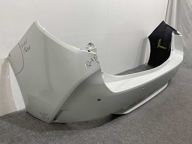 カローラ ツーリング 210系/NRE210W/ZRE212W/MZEA17W/MZEA12W /ZWE214W/ZWE211W/ZWE219W/ZWE215W 純正 リアバンパー 52159-12E20(141737)