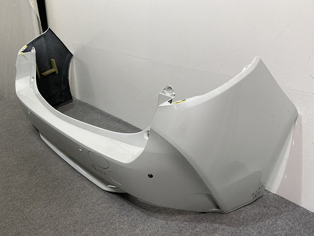 カローラ ツーリング 210系/NRE210W/ZRE212W/MZEA17W/MZEA12W /ZWE214W/ZWE211W/ZWE219W/ZWE215W 純正 リアバンパー 52159-12E20(141737)