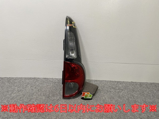 モコ 33/MG33 右 テールランプ/ライト/レンズ ハロゲン KOITO 220-59233 日産(141765)
