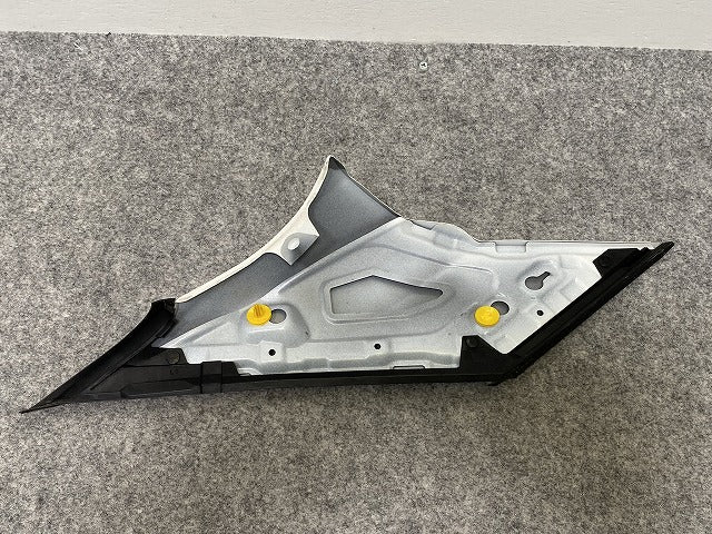 セレナ ハイウェイスター/S/X/G/XV/C27/GFC27/GFNC27/GC27/GNC27 純正 左 フィニッシャー 638F1 5TA0A ブリリアントホワイトパール(141776)