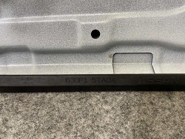 セレナ ハイウェイスター/S/X/G/XV/C27/GFC27/GFNC27/GC27/GNC27 純正 左 フィニッシャー 638F1 5TA0A ブリリアントホワイトパール(141776)