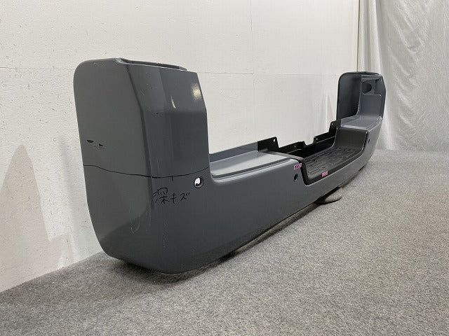 キャラバン NV350 標準 E26 純正 リア バンパー 85022 3XA0A ステルスグレー KBY 日産(141779)