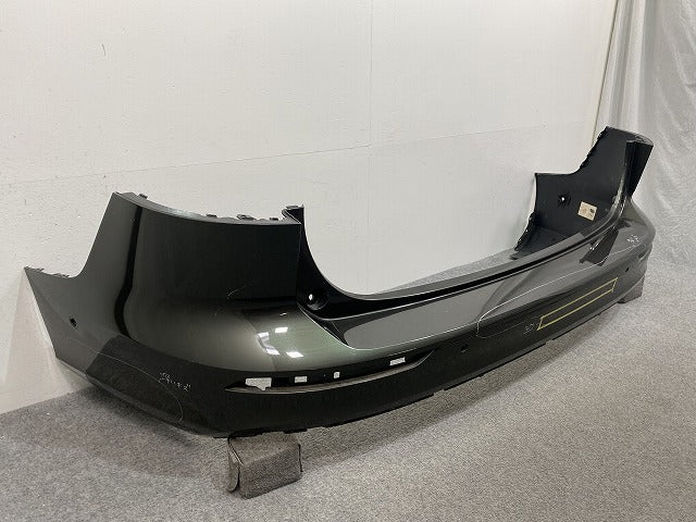 V60 ZB 純正 リア バンパー パイングレーメタリック 724 ボルボ(141829)