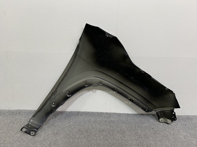 RAV4 ラブ4 MXAA52/MXAA54/AXAH52/AXAH54 純正 左 フロント フェンダー アティチュードブラックマイカ 218 トヨタ(141836)