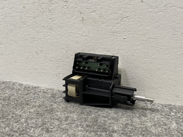 新品!Z3 E36 純正  ヘッドランプスイッチ/ヘッドライトスイッチ 8 353 508.9 61318353508 BMW(141838)