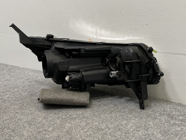 デイズ/ハイウェイスター/EKカスタム B21W/B11W 純正 後期 左 ヘッドライト/ランプ レベライザーキセノン HID STANLEY W1048(141844)