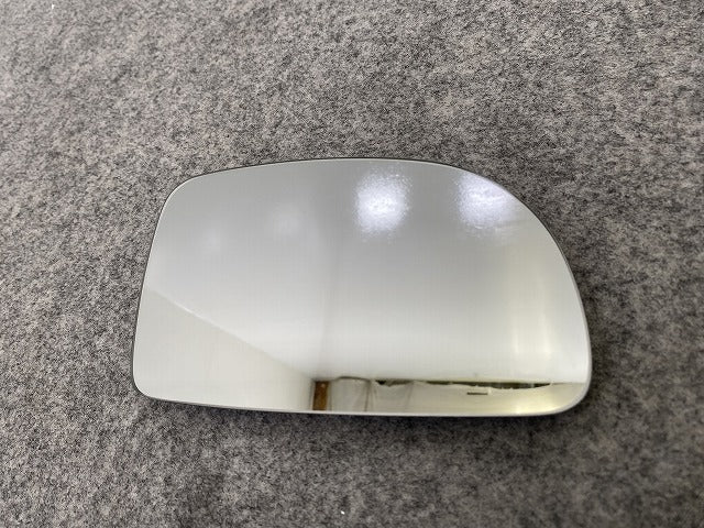 新品!ニュービートル 9C系/1999-2005 純正 右  ドアミラーレンズ 1C2857522H フォルクスワーゲン(141856)