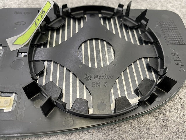 新品!ニュービートル 9C系/1999-2005 純正 右  ドアミラーレンズ 1C2857522H フォルクスワーゲン(141857)