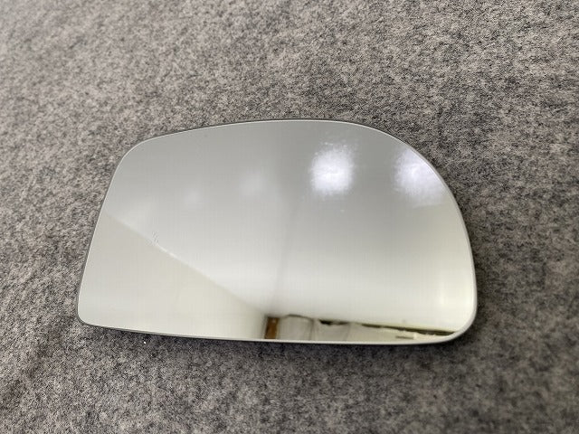新品!ニュービートル 9C系/1999-2005 純正 右  ドアミラーレンズ 1C2857522H フォルクスワーゲン(141858)