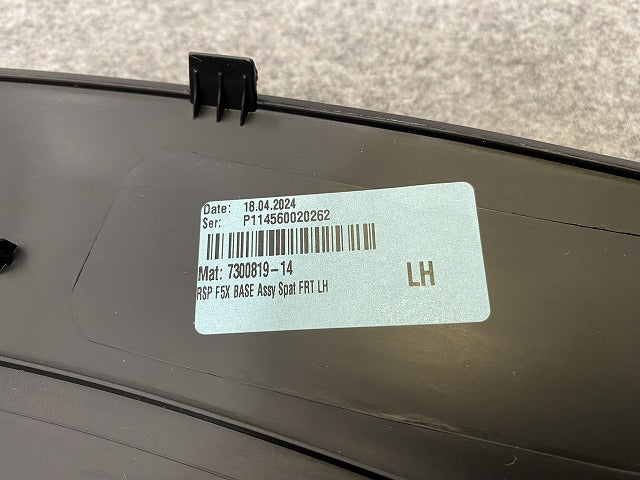 新品!ミニ F55/F56/F57 純正 左 フロント フェンダーアーチモール/オーバーフェンダー 5177 7 300 819 51777300819 素地 MINI(141895)