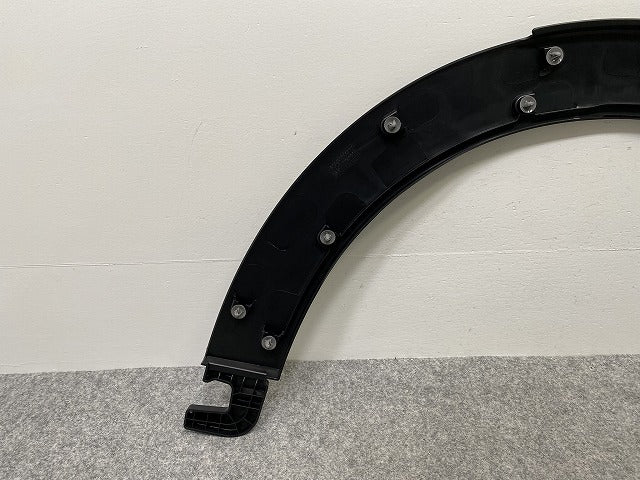 新品!ミニ F55/F56/F57 純正 左 フロント フェンダーアーチモール/オーバーフェンダー 5177 7 300 819 51777300819 素地 MINI(141908)