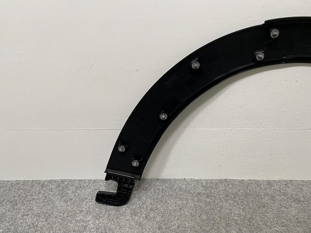 新品!ミニ F55/F56/F57 純正 左 フロント フェンダーアーチモール/オーバーフェンダー 5177 7 300 819 51777300819 素地 MINI(141916)