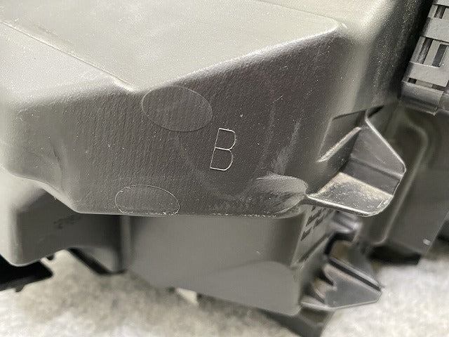 デイズ ハイウェイスター B44W/B45W/B47W/B48W 純正 右 ヘッドライト/ランプ LED レベライザー 刻印B KOITO 100-23776 26010-7ME0A(141926)
