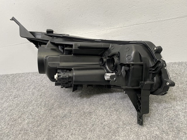 デイズ ハイウェイスター B21W 純正 左 ヘッドライト/ランプ レベライザーキセノン HID STANLEY W1048 日産(141938)