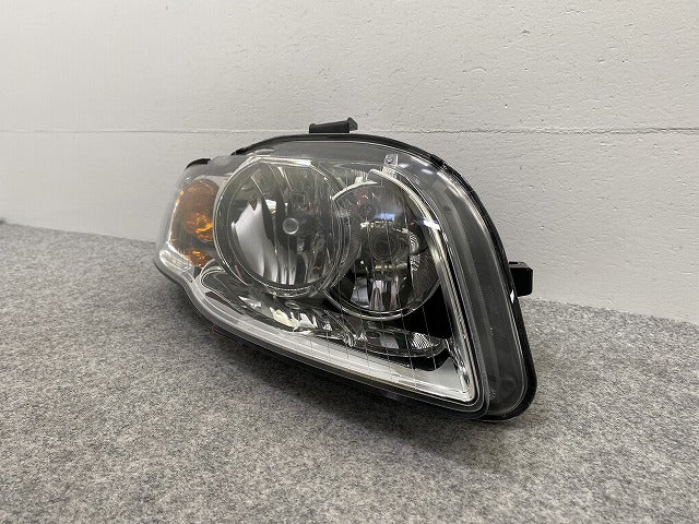 A4(B6) A4(B6)8Eアウディ/Audi 純正 右 ヘッドライト/ランプ ハロゲン AL Automotive Lighting 0 301 219 602 アウディ(141943)