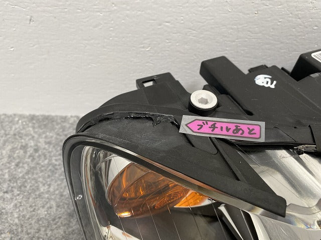A4(B6) A4(B6)8Eアウディ/Audi 純正 右 ヘッドライト/ランプ ハロゲン AL Automotive Lighting 0 301 219 602 アウディ(141943)