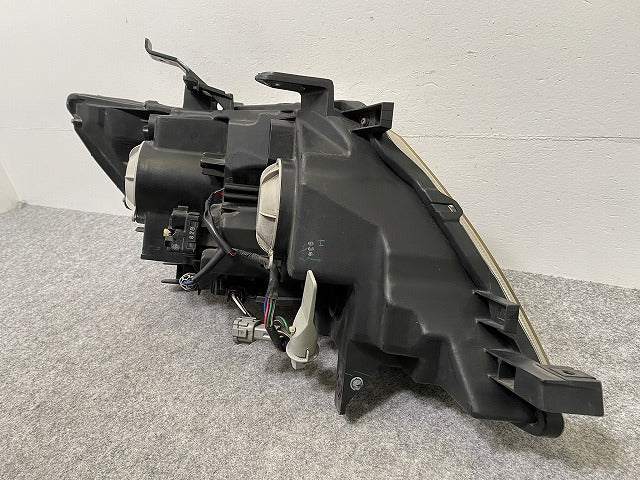 セレナ ハイウェイスター/S/G/RS/RX C25/NC25/CC25/CNC25 純正 後期 左 ヘッドライト/ランプ キセノン HID バラスト 100-24921(141946)