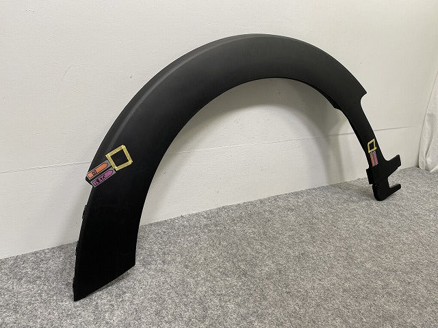 新品!ミニ クラブマン(F54) 純正 左 フロント フェンダーアーチモール/オーバーフェンダー 7348905 51777348905 素地 MINI(141977)