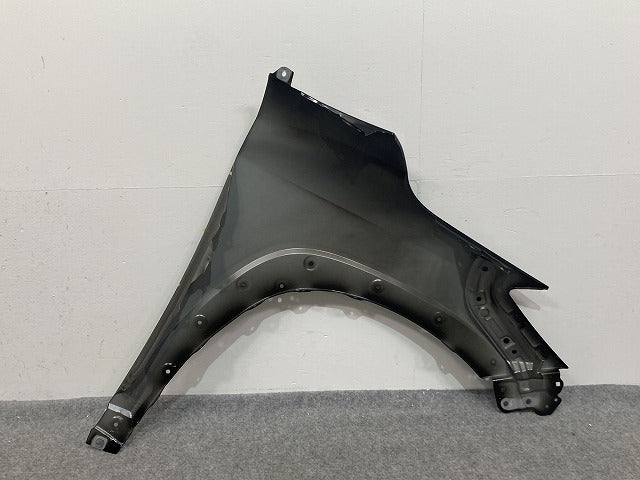 カローラ クロス ZSG10/MXGA10 ハイブリッド/ZVG11/ZVG15/ZVG13/ZVG16 純正 左 フロント フェンダー ブラック 220 (142026)