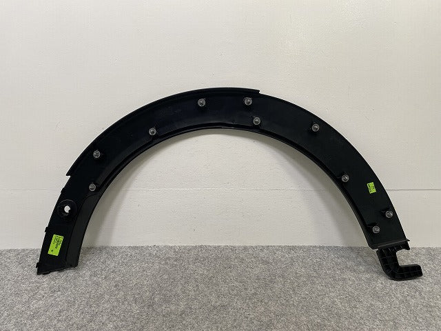 新品!ミニ F55/F56/F57 純正 右 フロント フェンダーアーチモール/オーバーフェンダー 5177 7 300 820 素地 MINI(142041)