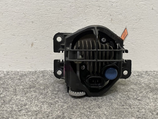 スペーシア カスタム/フレアワゴンカスタムスタイル MK53S/MM53S 純正 右 フォグランプ/フォグライト LED KOITO 114-11092R スズキ(142065)