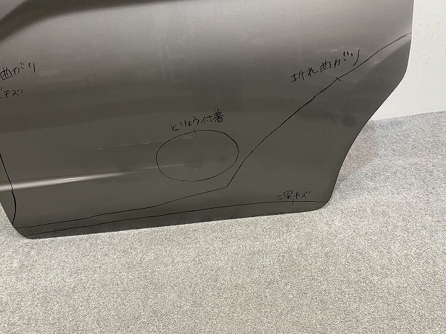 バネット NV200 M20/VM20/VNM20 純正 左 スライドドア ガラス内張り付 ブレードシルバー K51 日産(142101)