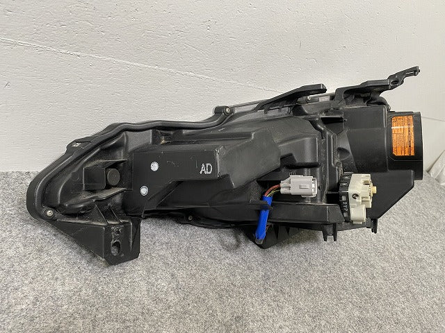 86/ハチロク ZN6 純正 前期 右 ヘッドライト/ランプ レベライザー キセノン HID AFS無 刻印AD KOITO 100-60082 トヨタ(127467)