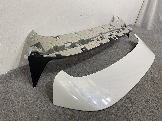 新車取り外し!ZR-V/ZRV RZ3/RZ4/RZ5/RZ6 純正 リア スポイラー ウィング/2点セット 74900-3V0 プラチナホワイトパール NH609P (142167)