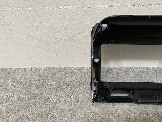 新車取り外し!N-BOX/NBOX Nボックス JF5/JF6 純正  オーディオパネル 77250-32R-00 素地 ホンダ(142200)