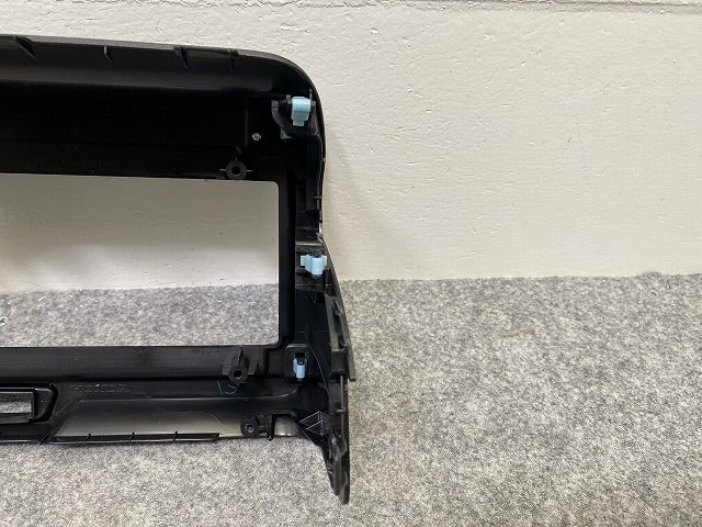 新車取り外し!N-BOX/NBOX Nボックス JF5/JF6 純正  オーディオパネル 77250-32R-00 素地 ホンダ(142203)