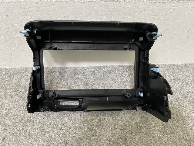 新車取り外し!N-BOX/NBOX Nボックス JF5/JF6 純正  オーディオパネル 77250-32R-00 素地 ホンダ(142205)