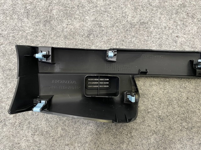 新車取り外し!フィット GR1/GR2 e:HEV GR3/GR4 純正  オーディオパネル下部 77265-TZA-00 素地 ホンダ(142250)