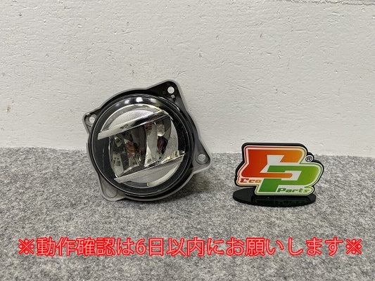 ルーミー/トール M900A/M910A/M900S/M910S 純正 右 フォグランプ/フォグライト LED KOITO 114-11092 トヨタ(142276)