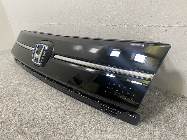 フリード e:HEV エアー GT5/GT7 純正 フロント グリル/ラジエーターグリル 71202-33F-J01-M1 ブラック ソリッド ホンダ(142278)