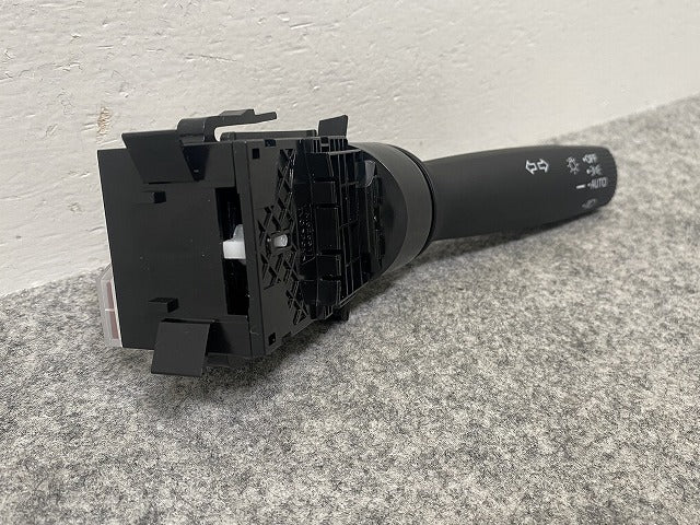 新車取り外し!フィット/NBOX/オデッセイ/S660 純正 右  ライトスイッチレバー M52531 ホンダ(142307)