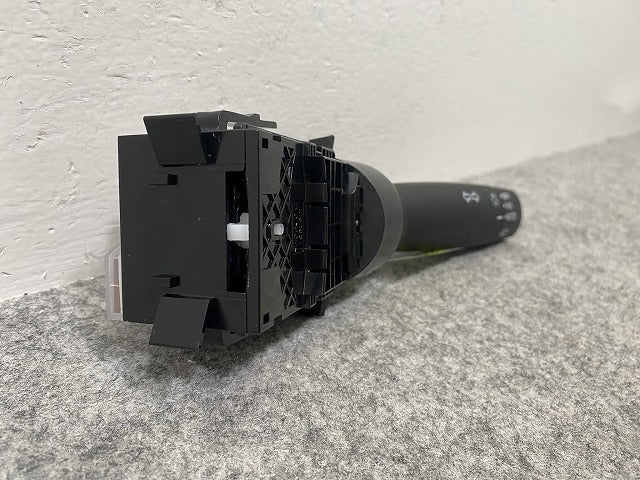 新車取り外し!フィット/NBOX/オデッセイ/S660 純正 右  ライトスイッチレバー M52531 ホンダ(142308)