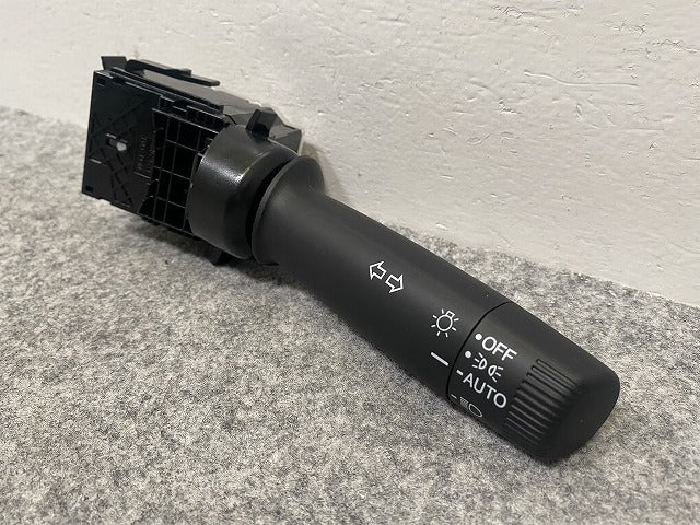 新車取り外し!フィット/NBOX/オデッセイ/S660 純正 右  ライトスイッチレバー M52531 ホンダ(142309)