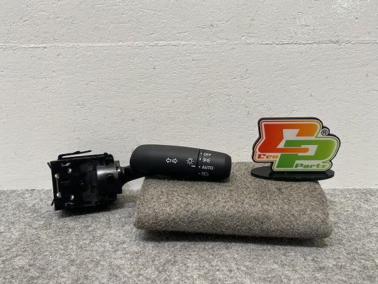 新車取り外し!ZR-V/ZRV e:HEV RZ3/RZ4/RZ5/RZ6 純正 右 ライトスイッチレバー M84138 T2 ホンダ(142310)
