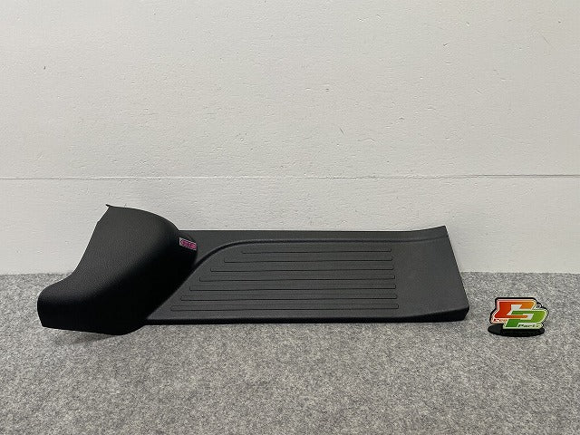新車取り外し!N-BOX/NBOX Nボックス JF3/JF4 純正 左 リア キッキングプレート 84261-TTA 素地 ホンダ(142320)